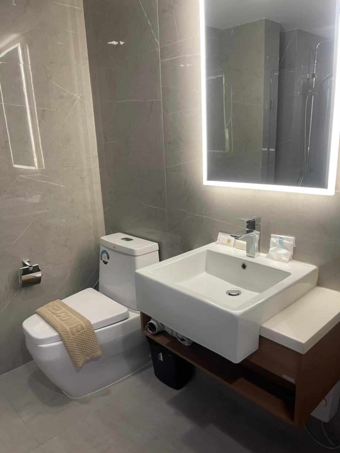 D2 Residences Huahin 华欣市中心近海滩近商场酒店式公寓可加床有连通房型 Room photo